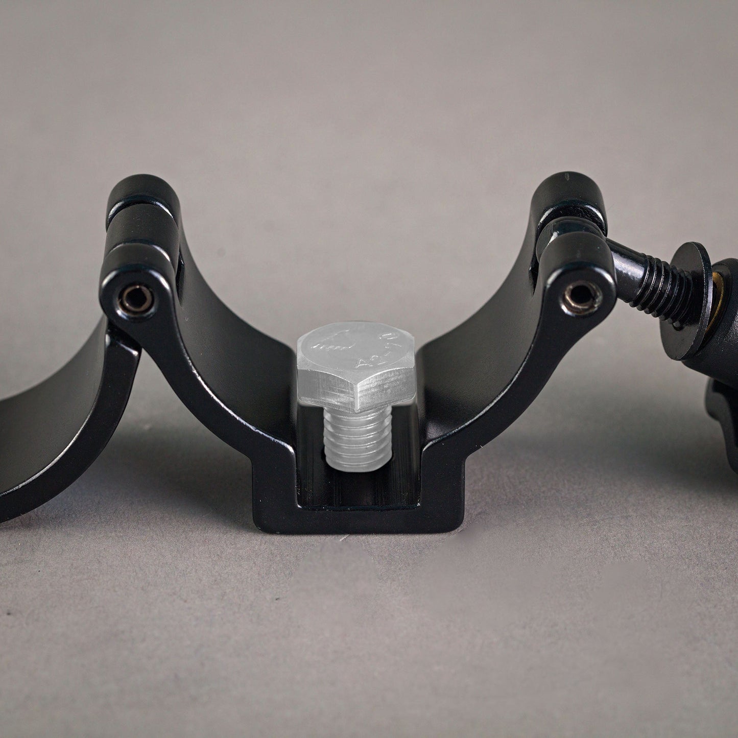 32 - 35mm HALF COUPLER CLAMP SET