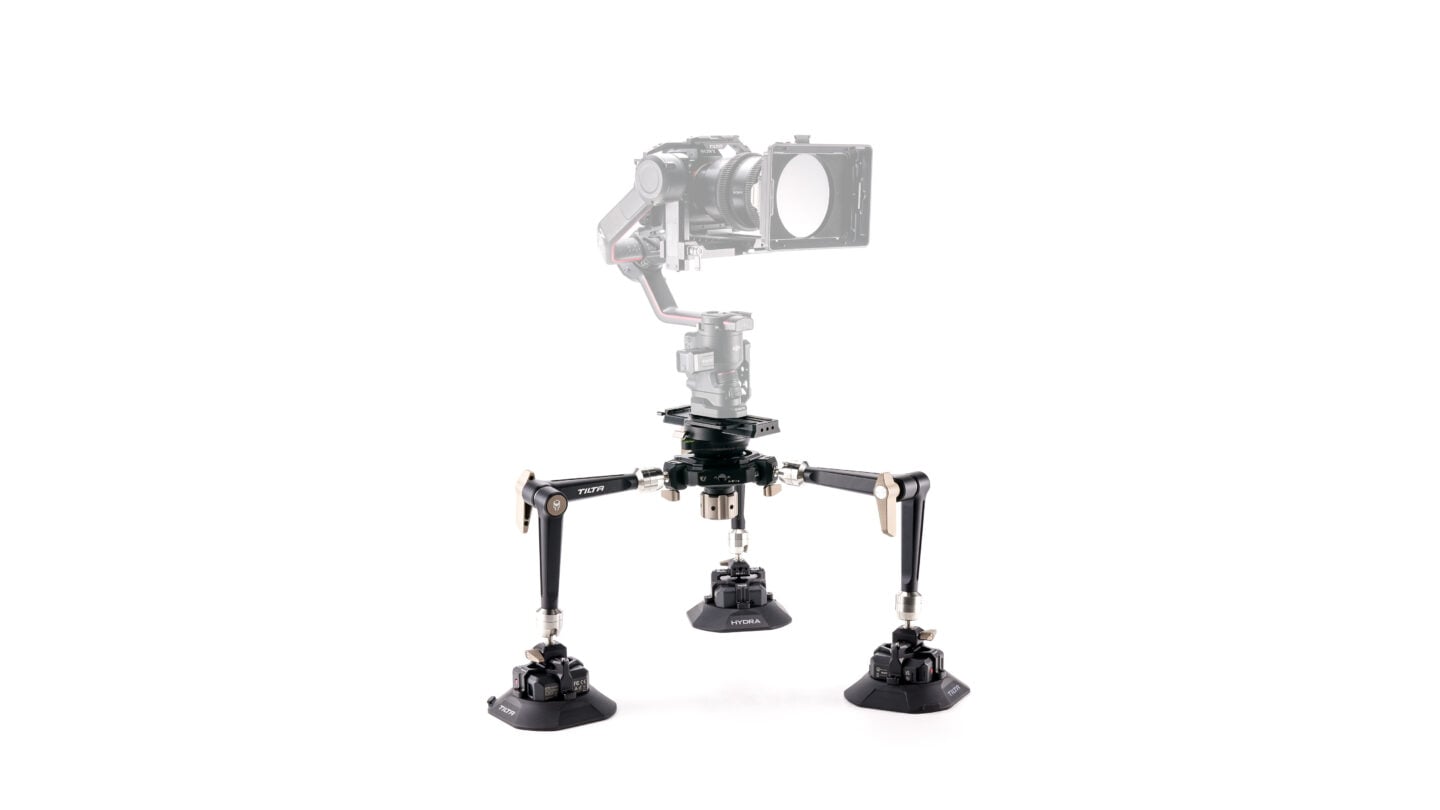 Hydra Articulating Car Mounting System