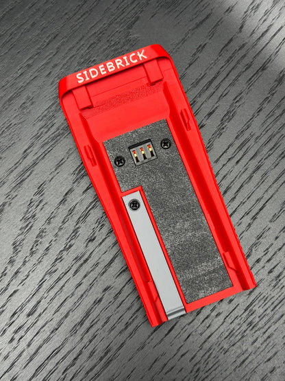 SIDEBRICK - Red