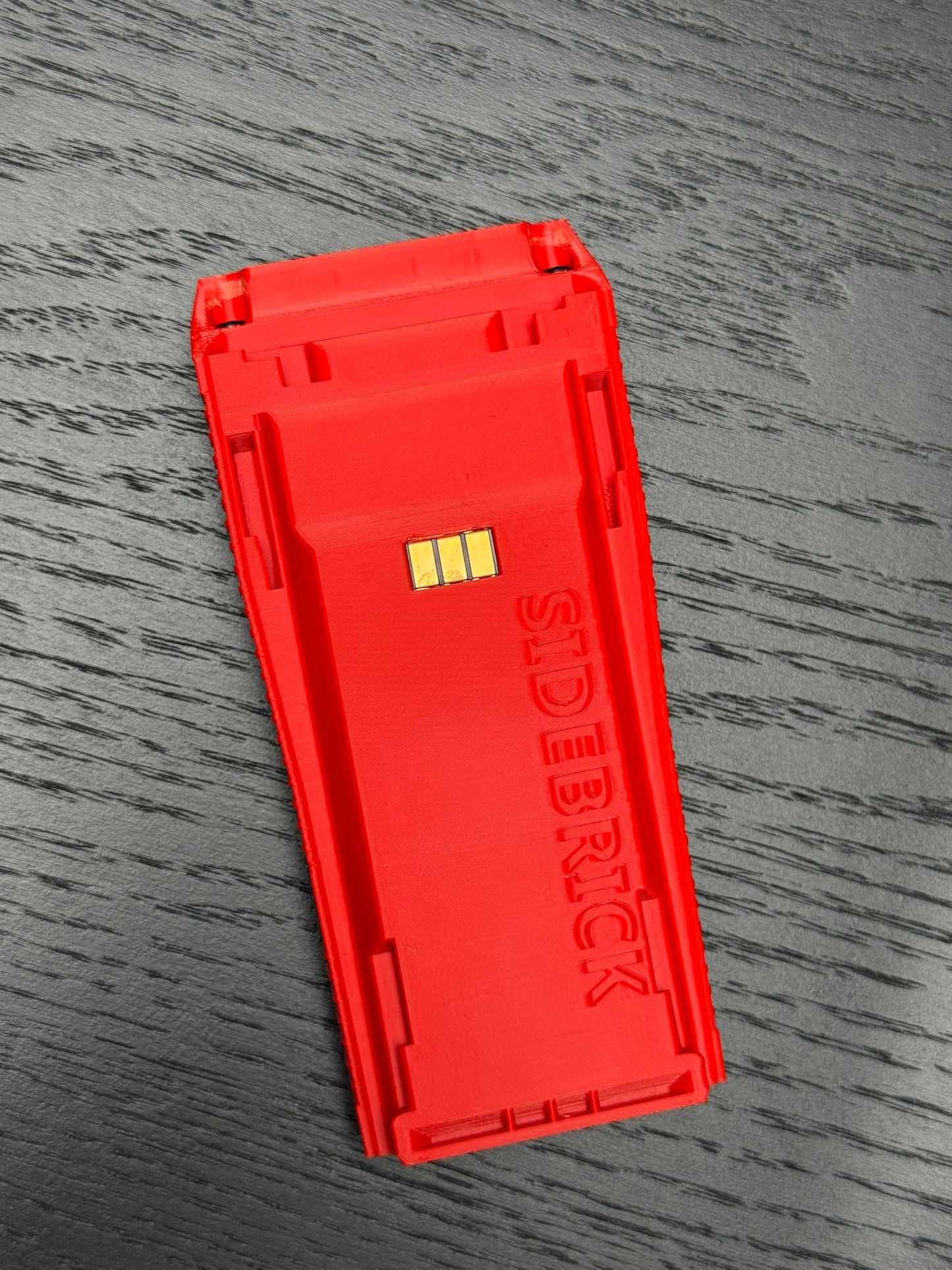 SIDEBRICK - Red