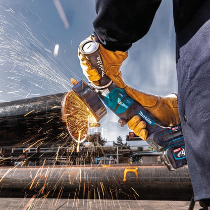 Makita GAG14M1 40V max XGT® Brushless Cordless 4‑1/2” / 6" Paddle Switch Angle Grinder Kit, with Electric Brake (4.0Ah) - Grip Support Store